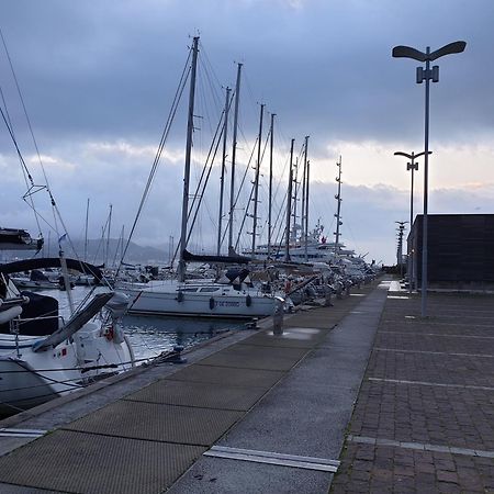 Bed And Boat Holiday Hotel La Spezia Bagian luar foto