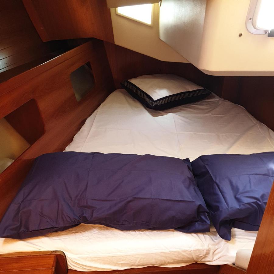 Bed And Boat Holiday Hotel La Spezia Bagian luar foto