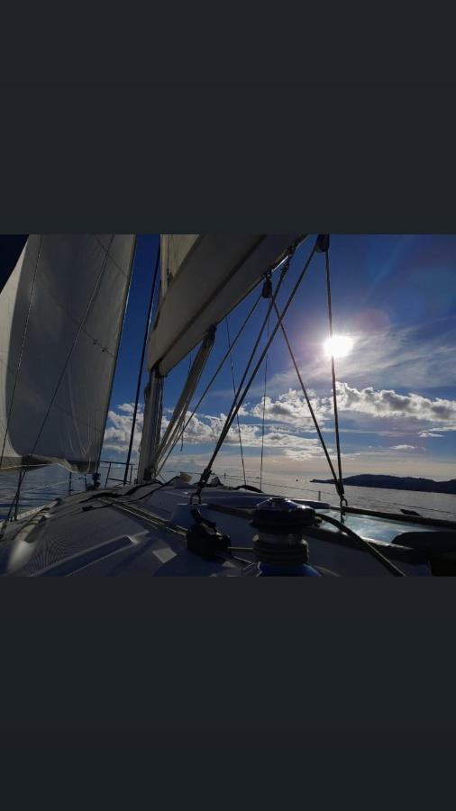 Bed And Boat Holiday Hotel La Spezia Bagian luar foto