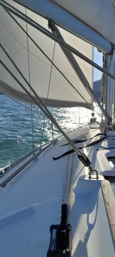 Bed And Boat Holiday Hotel La Spezia Bagian luar foto